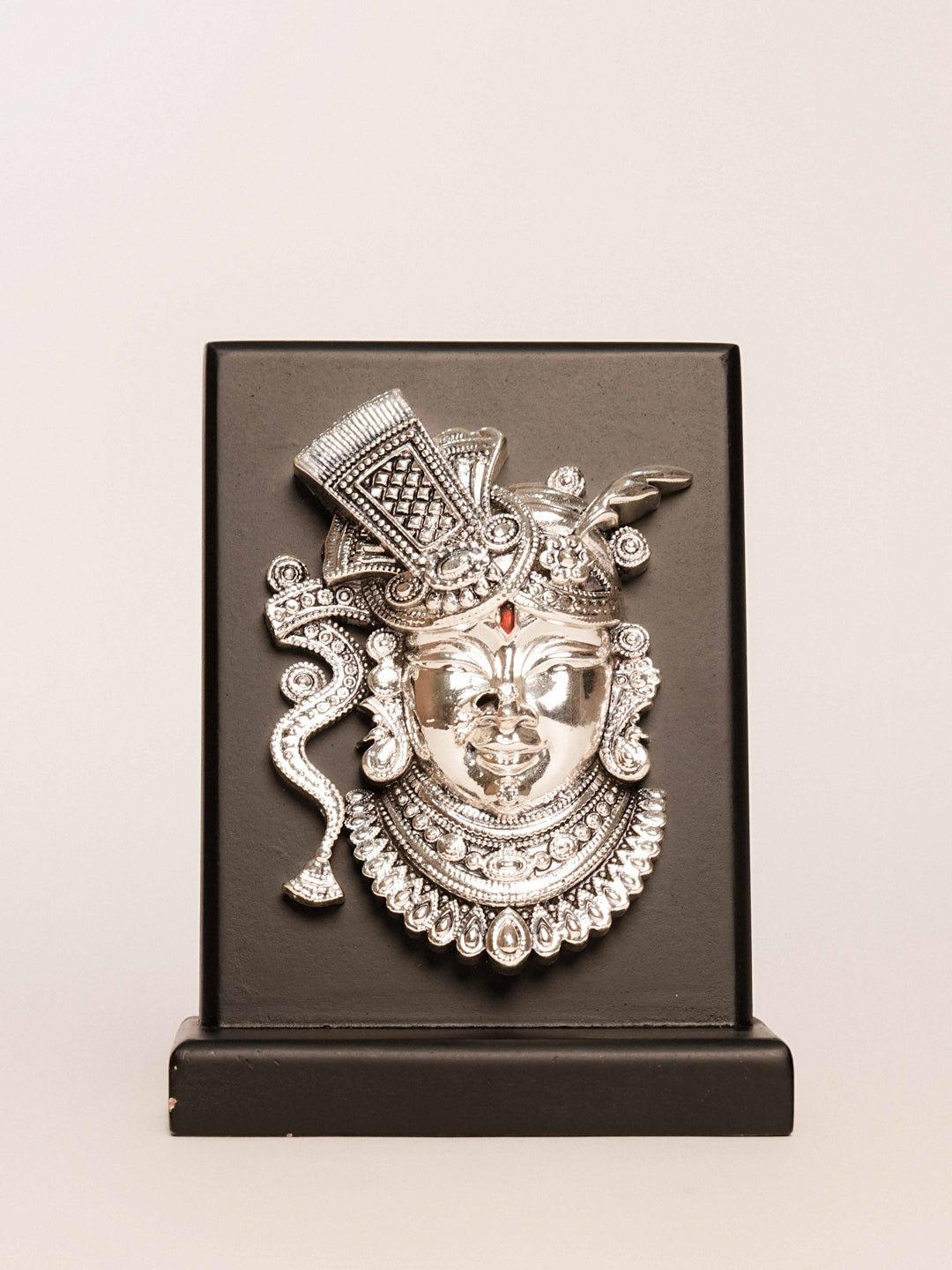 Silver Shrinath Ji With Black Wooden Base