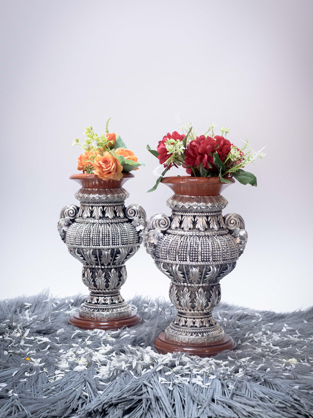 Silver Flower Pot With Antique Finish