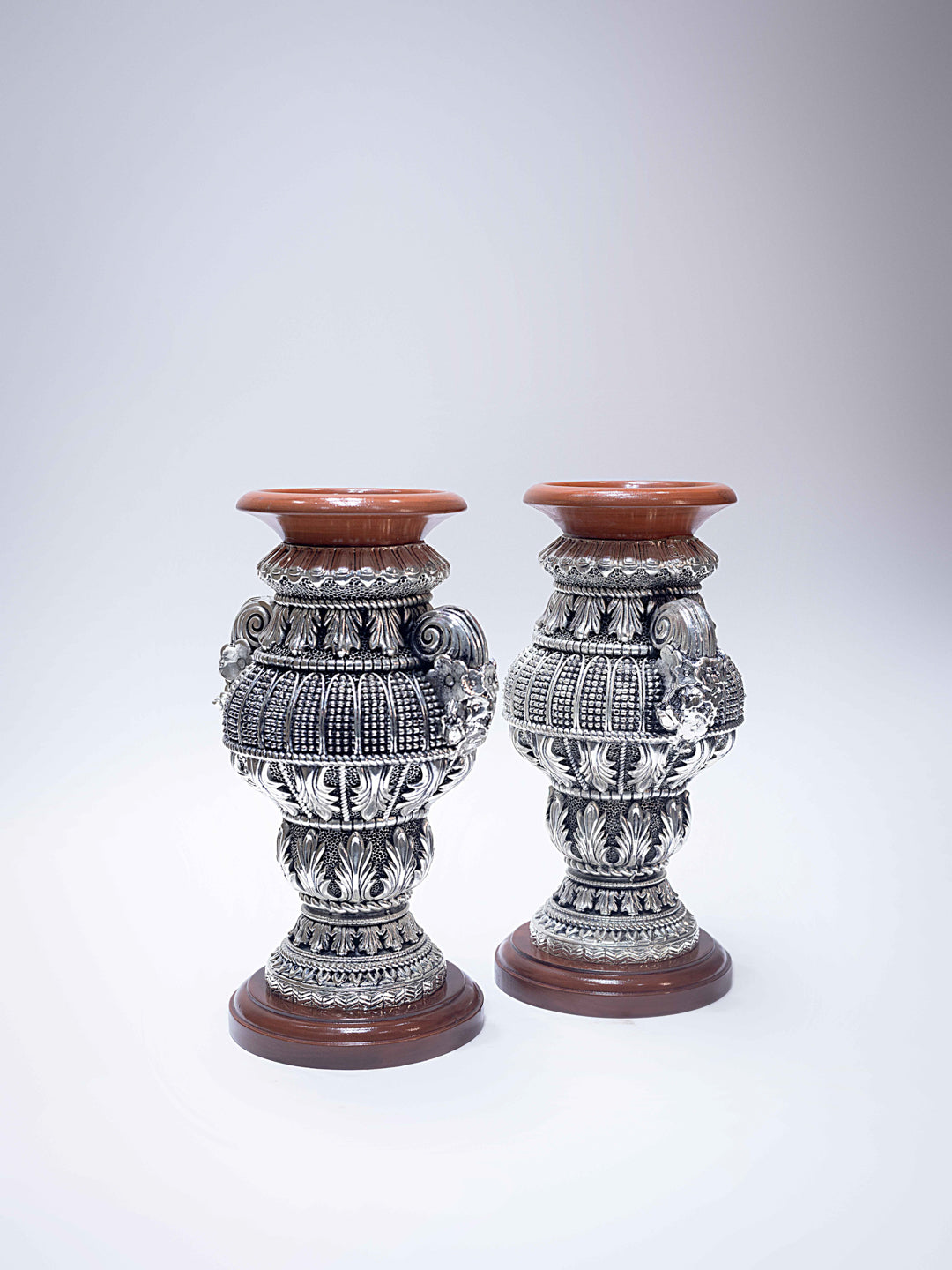 Silver Flower Pot With Antique Finish