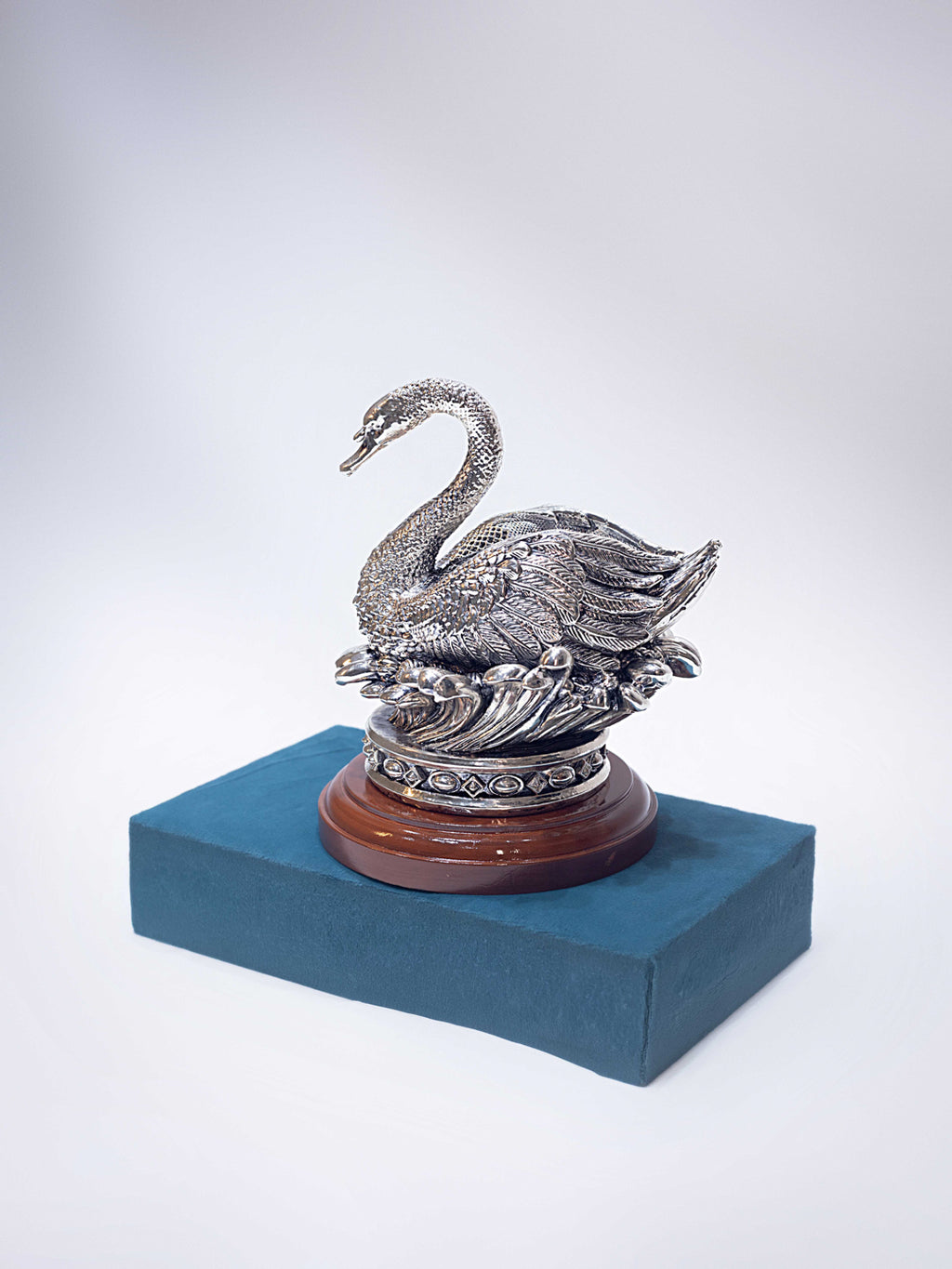 Silver Swan (Pair)