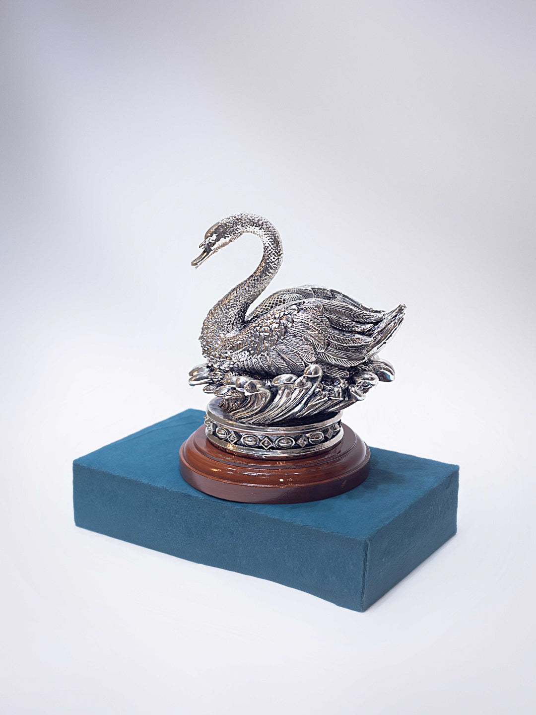Silver Swan (Pair)