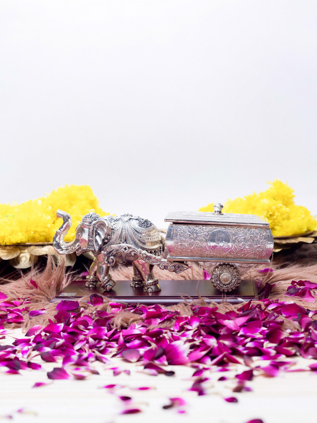 Silver Elephant Dry Fruit Cart