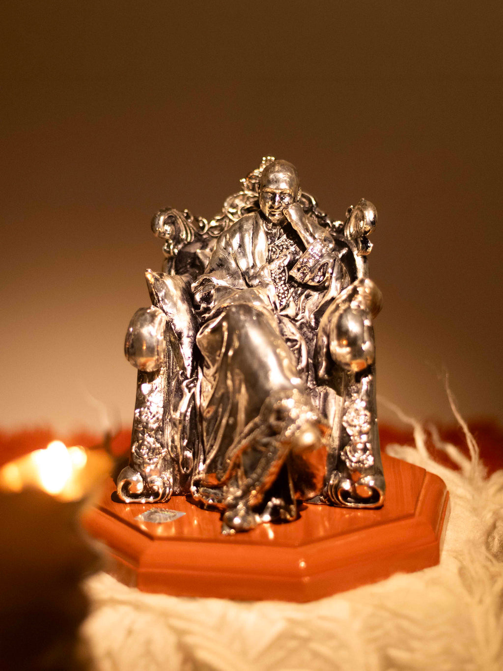 Silver Guru Ji (Hexagon Shape Base)
